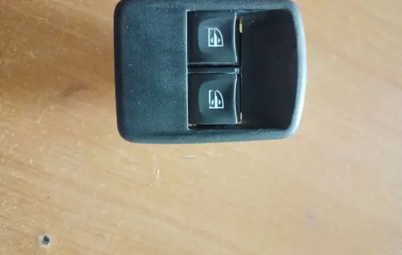 Renault Trafic III (X82) Electric window control switch
