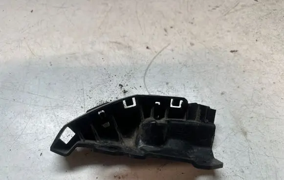 Dacia Spring Front bumper mounting bracket