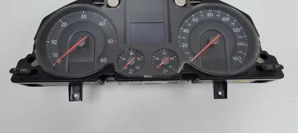 Volkswagen PASSAT B6 Speedometer (instrument cluster) 3C0920960H A2C53145550