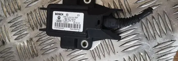 Volkswagen PASSAT B5 ESP acceleration yaw rate sensor 4b0907637a