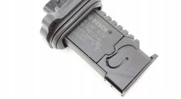 BMW 7 G11 G12 Mass air flow meter 7582337