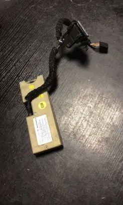 BMW 7 E38 Phone control unit/module 8385537