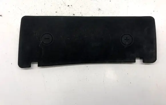 Audi A6 S6 C5 4B Battery box tray cover/lid 4B1819422