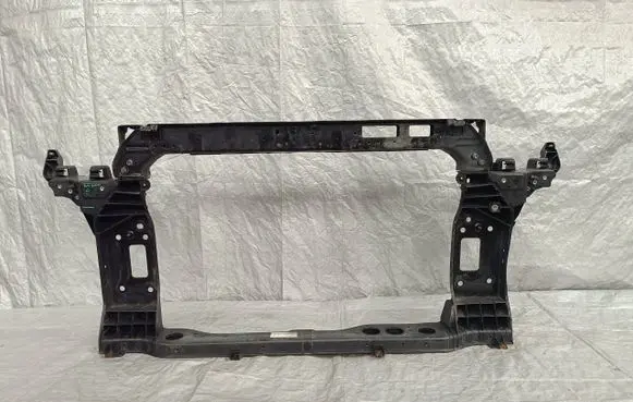 Hyundai Tucson TL Radiator support slam panel 64101-D7000