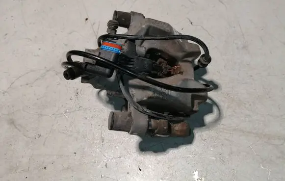 Mercedes-Benz C W204 Rear brake caliper A2044231681