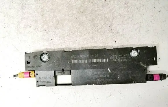 BMW 5 GT F07 Antenna control unit 6520924713801 10819610