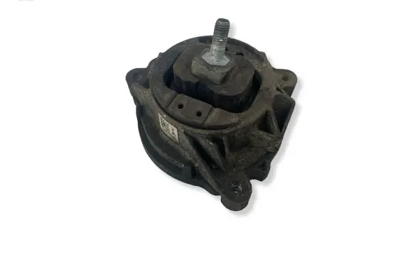 BMW 3 F30 F35 F31 Engine mount bracket 6787657
