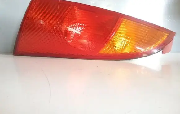 Ford Focus Rear/tail lights 1M5113405 35D0ORU