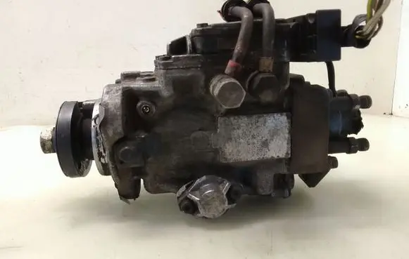 Ford Focus Fuel injection high pressure pump 0470004002