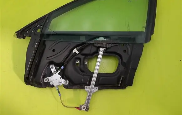 Audi A8 S8 D2 4D Front door window regulator with motor 4A0837397B
