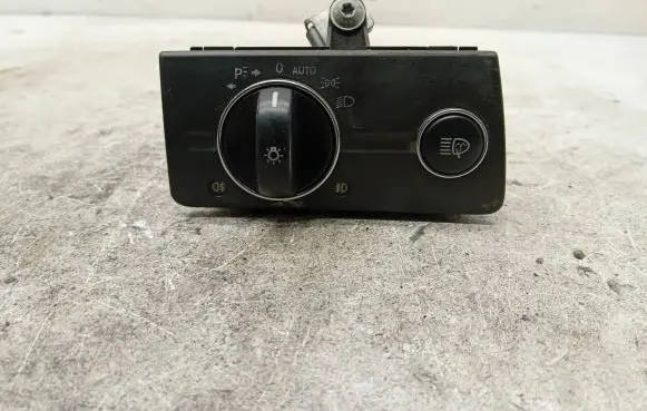 Mercedes-Benz E W211 Light switch 2115450104 04056000 7241Q04