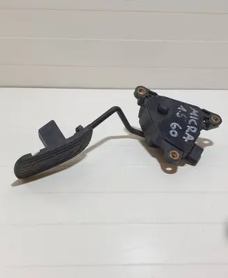 Nissan Micra Accelerator throttle pedal 18002AX700 3063A 01941
