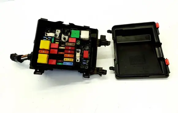 Fuse box set