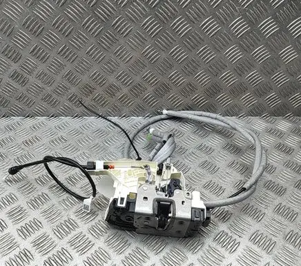 Mercedes-Benz Sprinter W907 W910 Rear door lock A9107407500