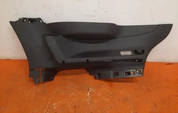 Peugeot 308 Tailgate/boot cover trim set 9680726677