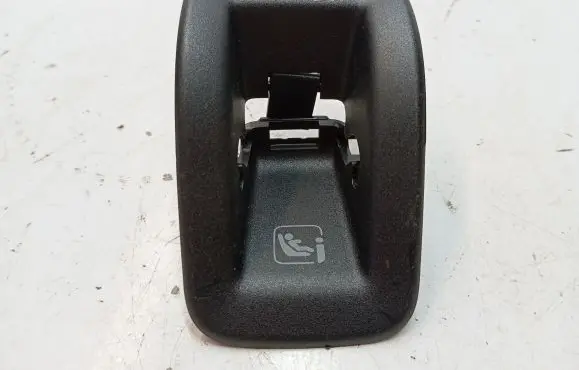 Audi A6 S6 C8 4K ISOFIX cover 4K0887233A