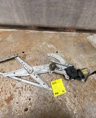 Nissan Micra Front door window regulator with motor MPRTT0R 400665T1
