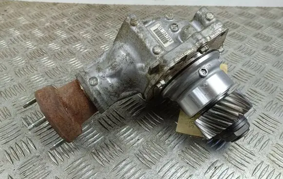 Gearbox transfer box case