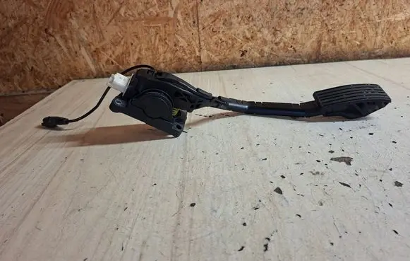 Citroen C5 Accelerator throttle pedal 9650341780