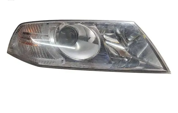 Skoda Octavia Mk2 (1Z) Headlight/headlamp 1EL35402708