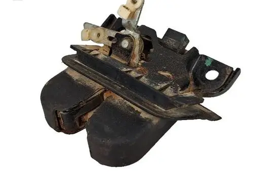 Audi A6 S6 C5 4B Tailgate/trunk/boot lock/catch/latch 4B9827505E