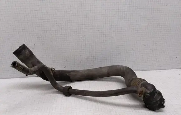 Volkswagen PASSAT B6 Engine coolant pipe/hose 1K0122291BA