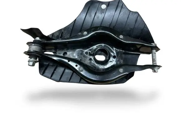 BMW 1 F20 F21 Rear control arm 6884694 33326884694 6796138
