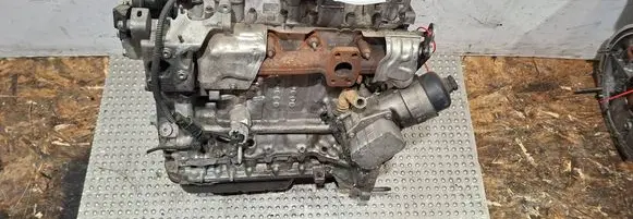 Peugeot 208 I Engine swap S25053840 8HR