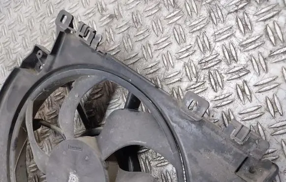 Renault Modus Electric radiator cooling fan