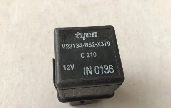 Mazda 626 Other relay V23134B52X379 C210 IN0136