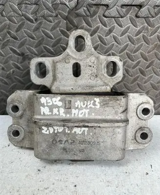 Audi A3 S3 8P Engine mount bracket 42230915