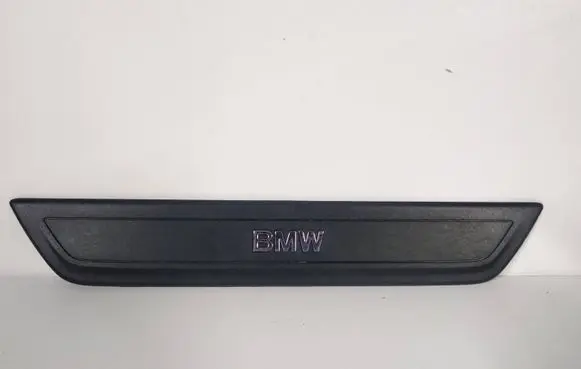 BMW X4 F26 Side skirt front trim 7205597