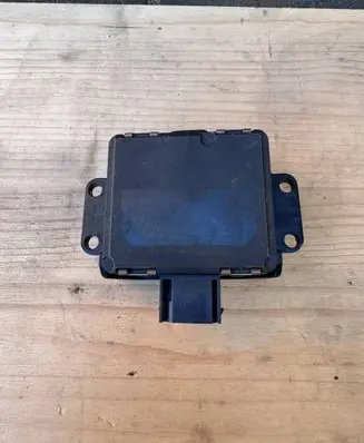 Land Rover Defender Distronic sensor radar M8B29G768AB