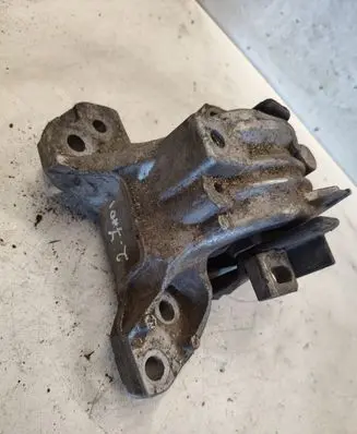 Citroen C5 Engine mount bracket 326B96