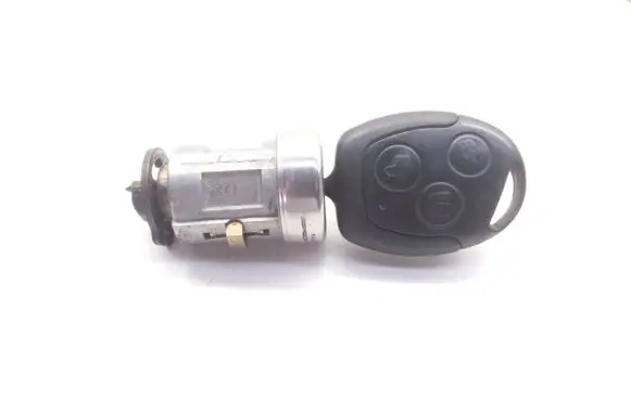 Ford Mondeo Mk III Ignition lock UC592300A