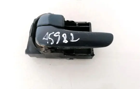 Opel Zafira A Rear door interior handle