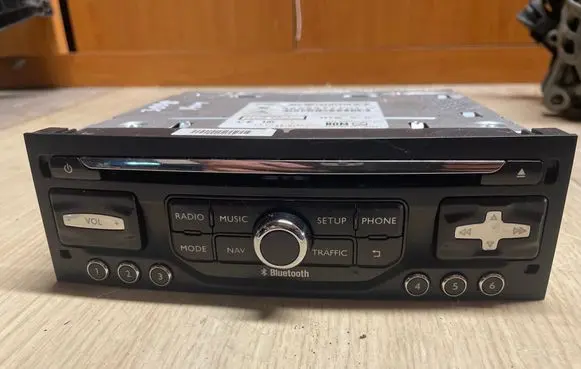 Peugeot 3008 I Radio/CD/DVD/GPS head unit 503551530606 20141106 98083777XT