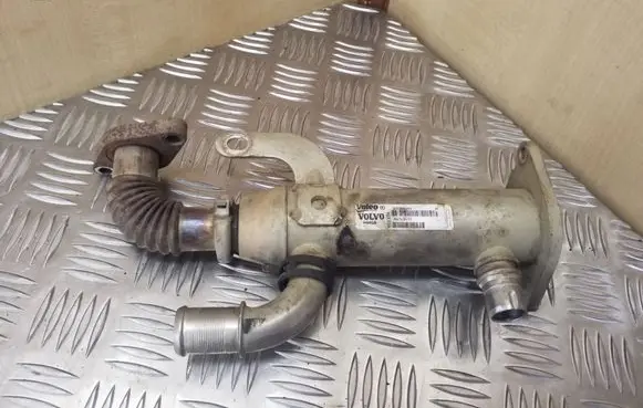 EGR valve cooler