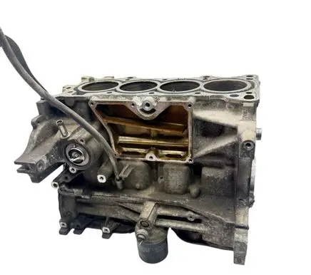 Mazda 3 II Engine block Z68310300A