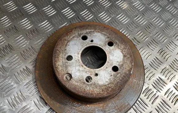 Toyota Corolla Verso E121 Rear brake disc