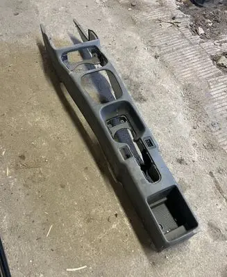 Mitsubishi Space Star Center console MR270192