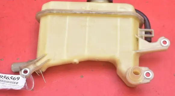Toyota Prius (XW30) Coolant expansion tank/reservoir 