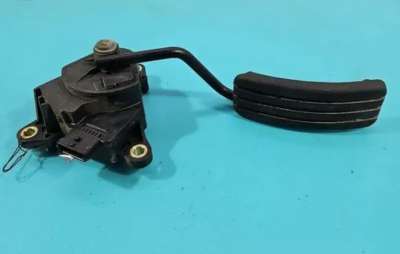 Renault Scenic II - Grand scenic II Accelerator throttle pedal 8200159647 IMPRK1535793