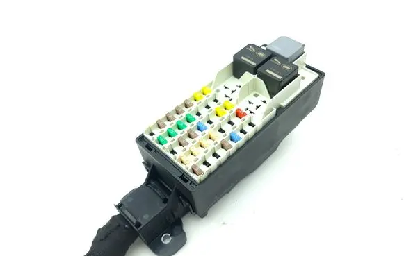 Jaguar XE Fuse module