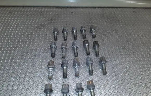 SsangYong Korando Nuts/bolts 