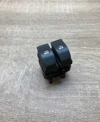 Renault Megane I Electric window control switch
