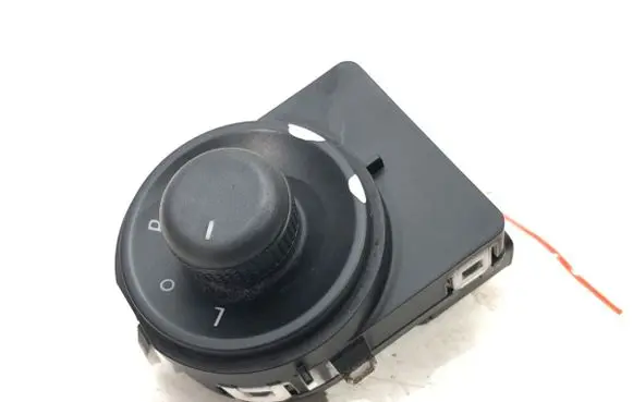 Chevrolet Cruze Wing mirror switch 13272182