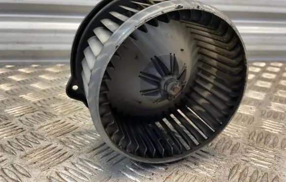 Toyota RAV 4 (XA20) Heater fan/blower 1940001440