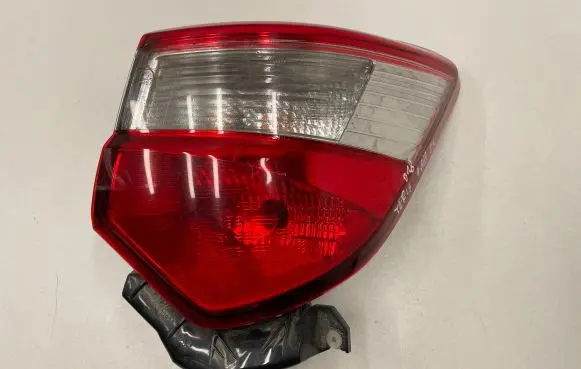Toyota Yaris Rear/tail lights