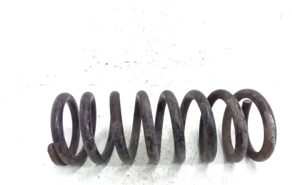 Jeep Grand Cherokee (WK) Front coil spring